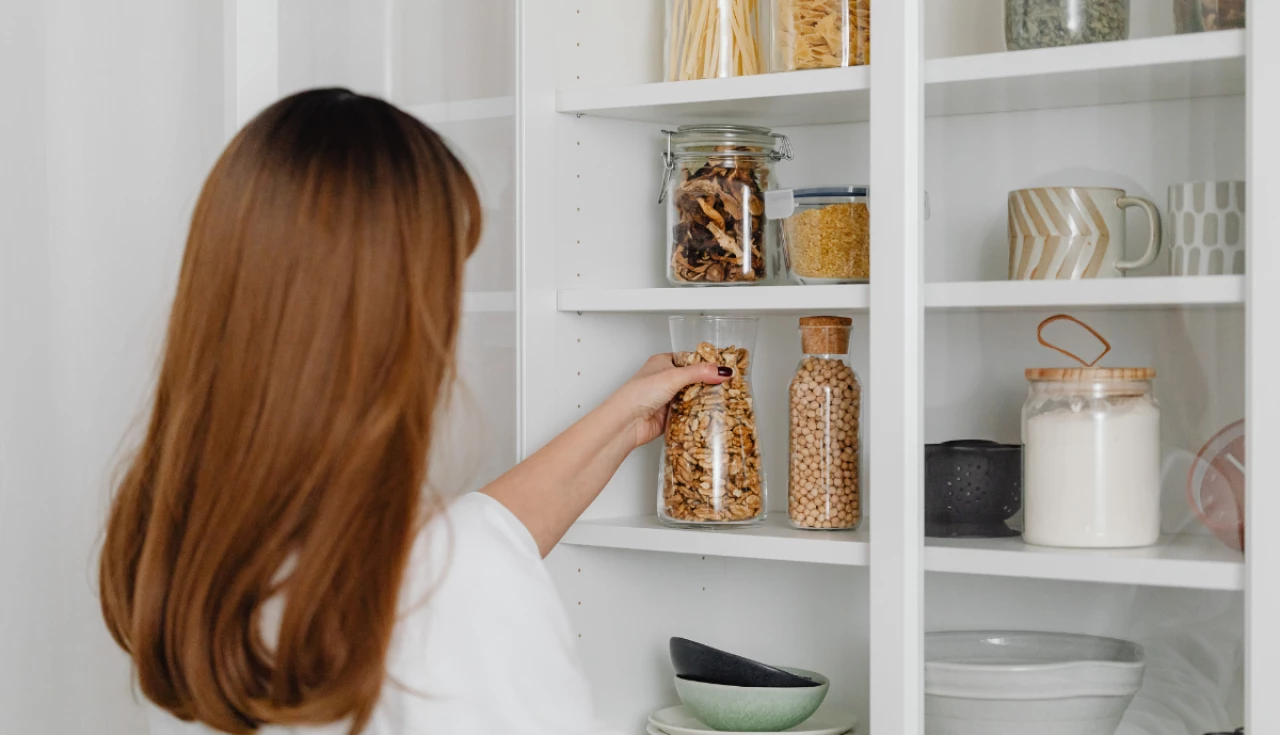 Como organizar a despensa e evitar desperdícios