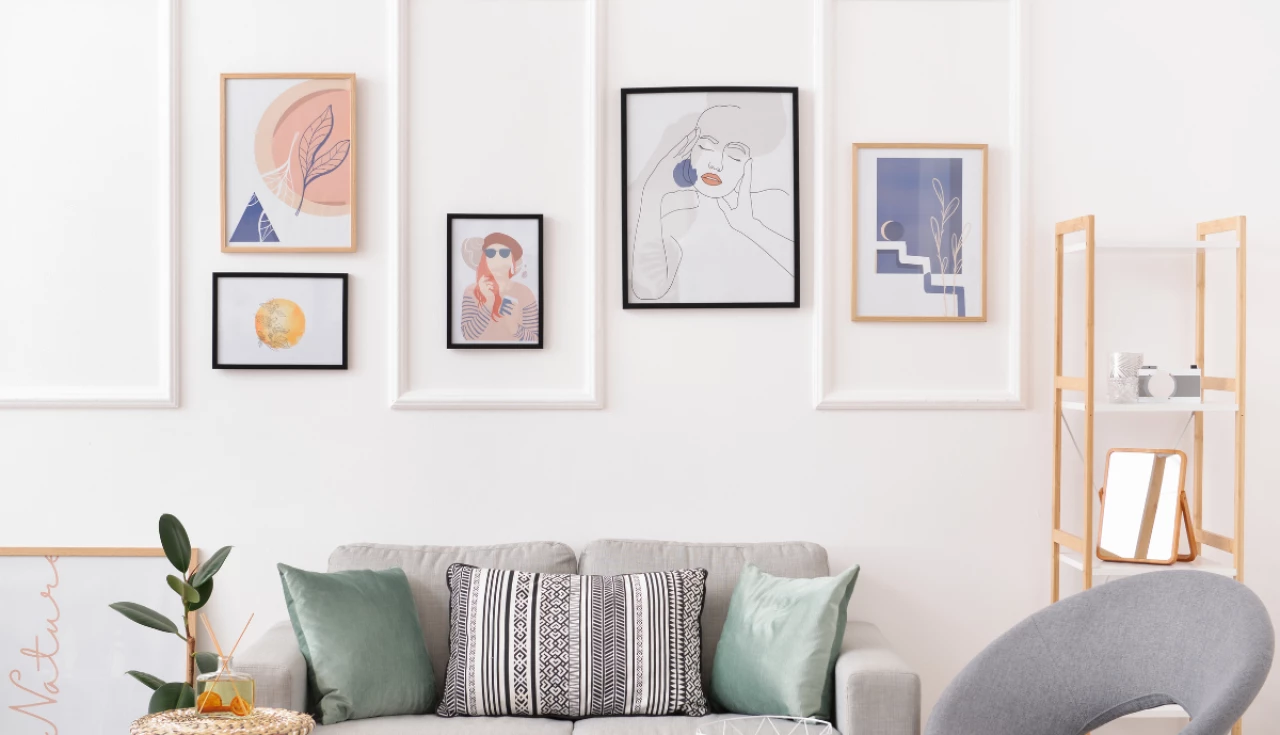Como montar uma parede de quadros moderna