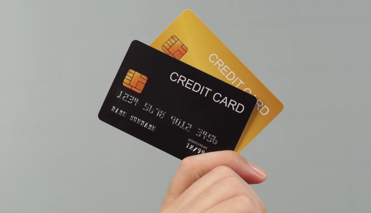 Como controlar os gastos com cartão de crédito sem complicações